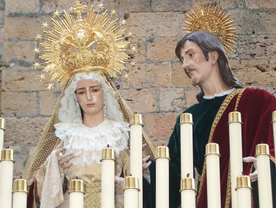 Ntra. Sra. de la Amargura con San Juan Evangelista