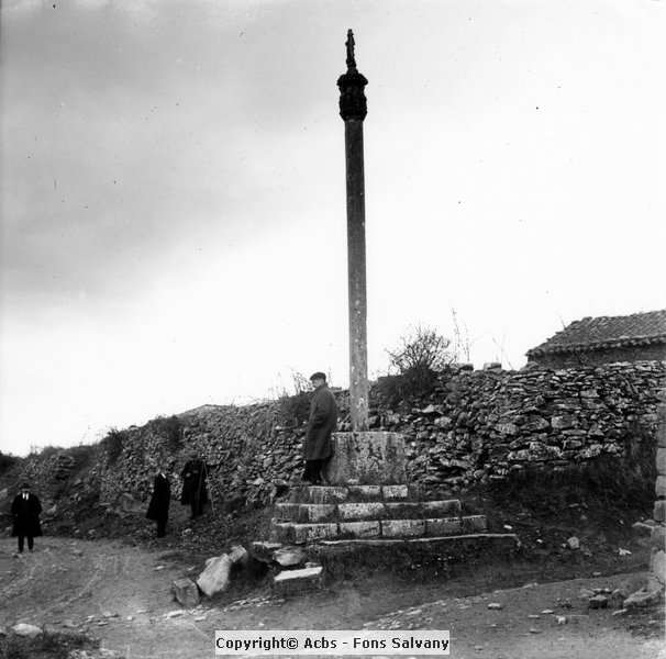 086-01.jpg