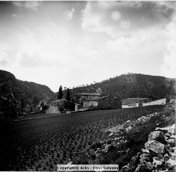 703-03.jpg