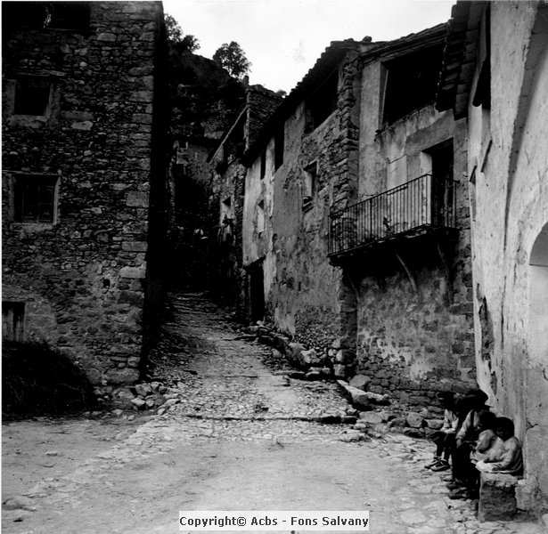 703-06.jpg