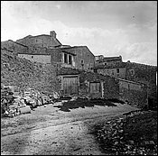 701-04.jpg
