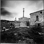 702-05.jpg