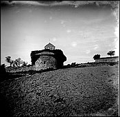 703-01.jpg