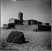 718-01.jpg