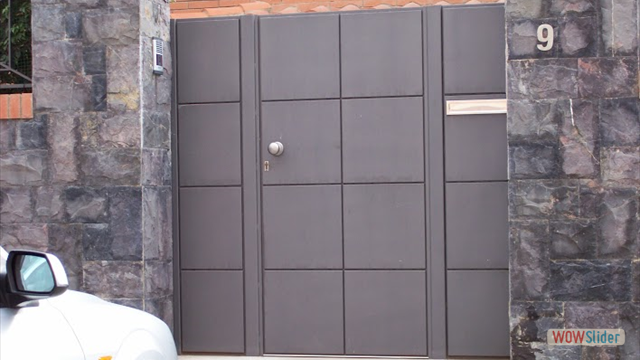 porta peatonal ferro
