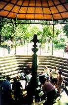 Interior de la Fuente Agria