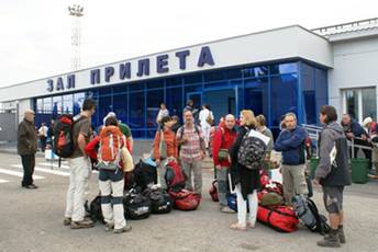 Arribada a l'aeroport de Barnaul