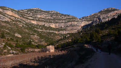 mas de For�ans i cingle del grau de l'Enderrocada
