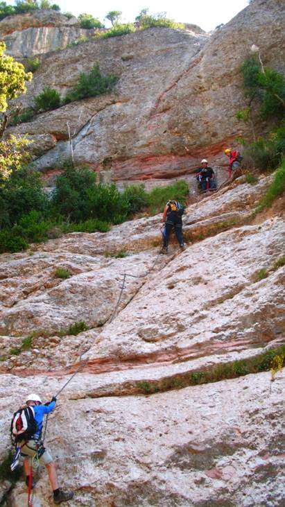 C:\Users\Pere Lopez\Desktop\Nueva carpeta\2011-06-29 Ferrata Canal de les Dames (Montserrat) (006).JPG