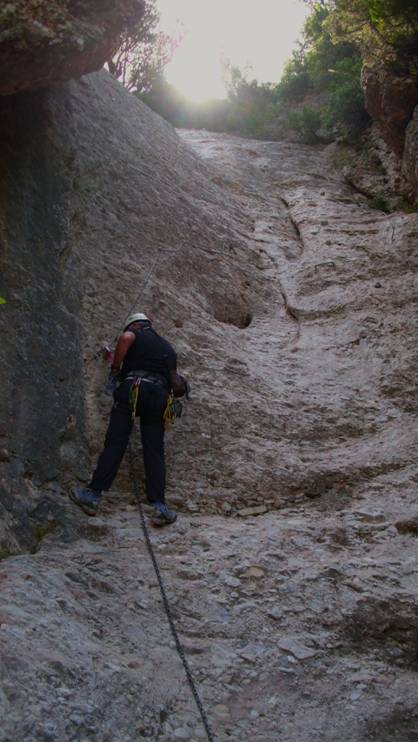 C:\Users\Pere Lopez\Desktop\Nueva carpeta\2011-06-29 Ferrata Canal de les Dames (Montserrat) (004).JPG