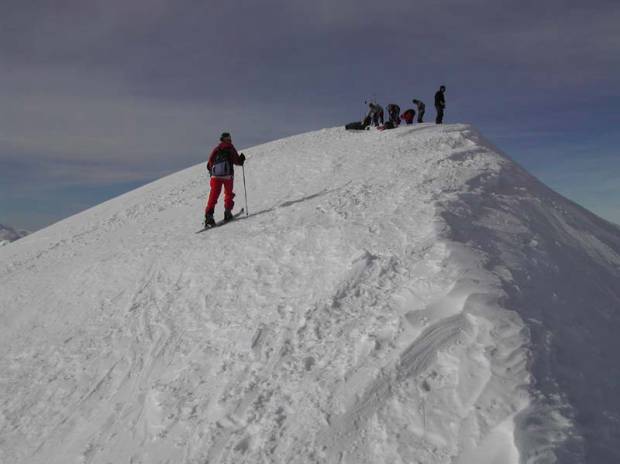 Arribant al cim del pic de Bastiments