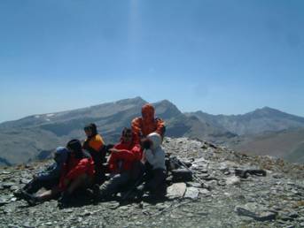 Cim del Cerro Pelao, al fons el Mulhac�n.