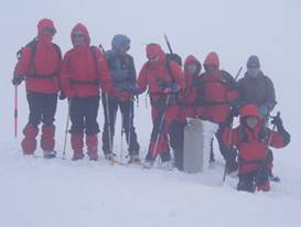al cim del pic de bastiments entre la boira i la nevada