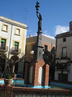 Estatua de la Pla�a Petita