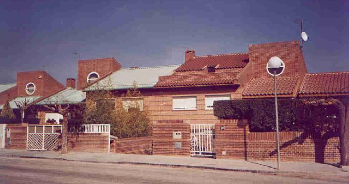 Cases adosades del Puig Nou