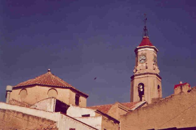 Campanar de l'esgl�sia de Santa Maria de Puigpelat