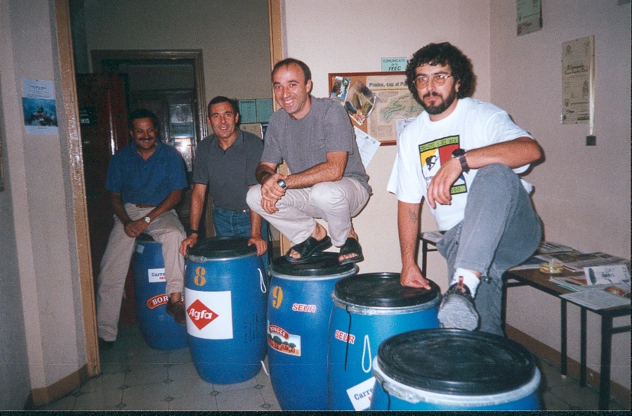 Acabem de carregar els bidons
